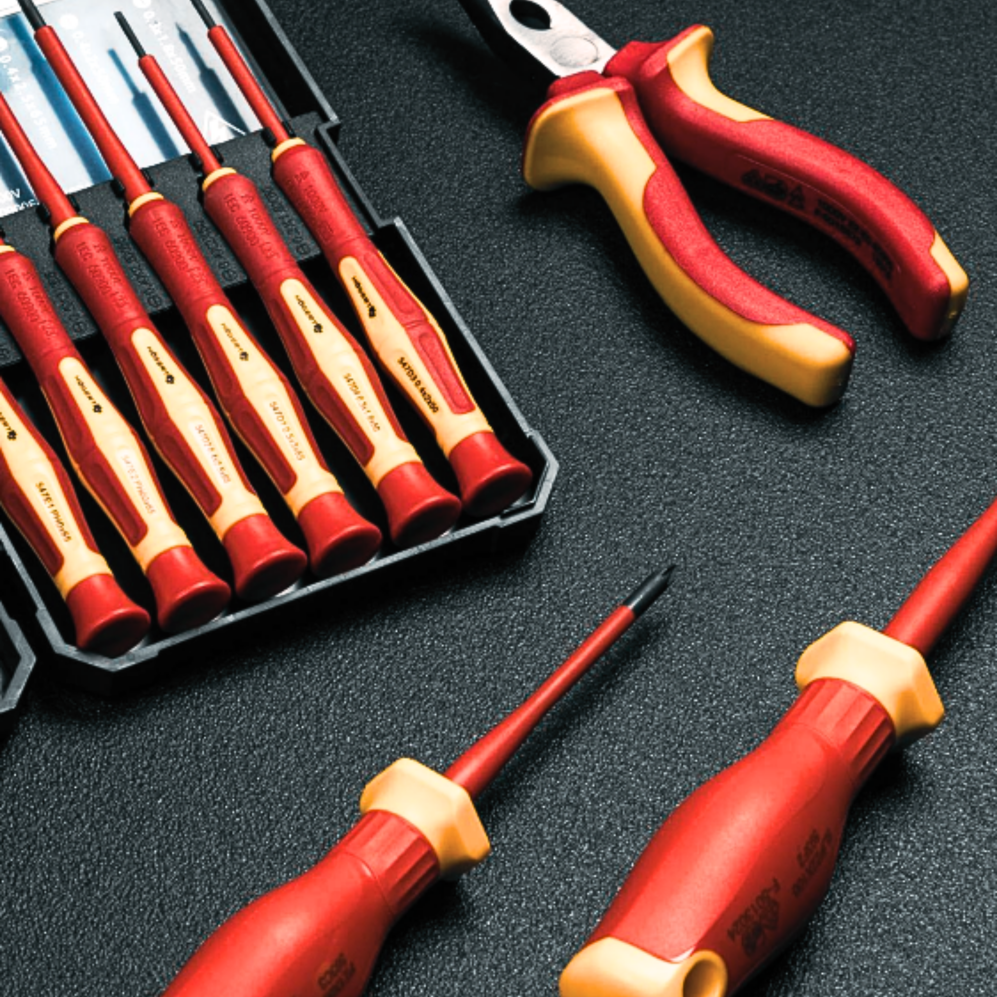 electricians category thumbnail